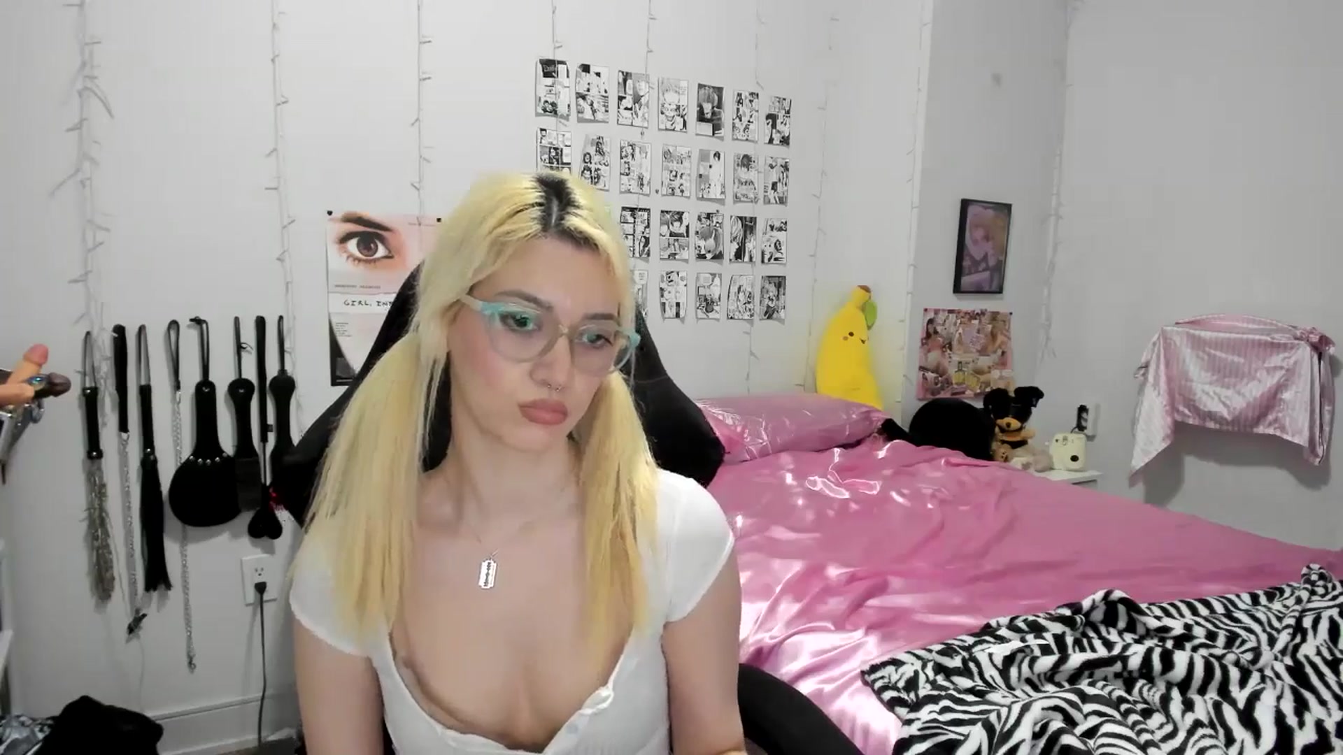 Gallery image thumbnail from AnnaTame's myfreecams stream on, 03/25/2025, 06:26 image 20 of 20