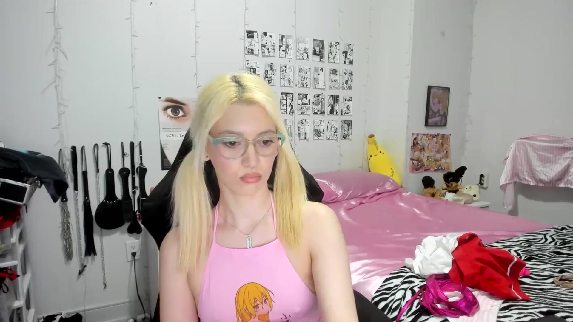 Gallery image thumbnail from AnnaTame's myfreecams stream on, 04/12/2025, 10:43 image 10 of 20