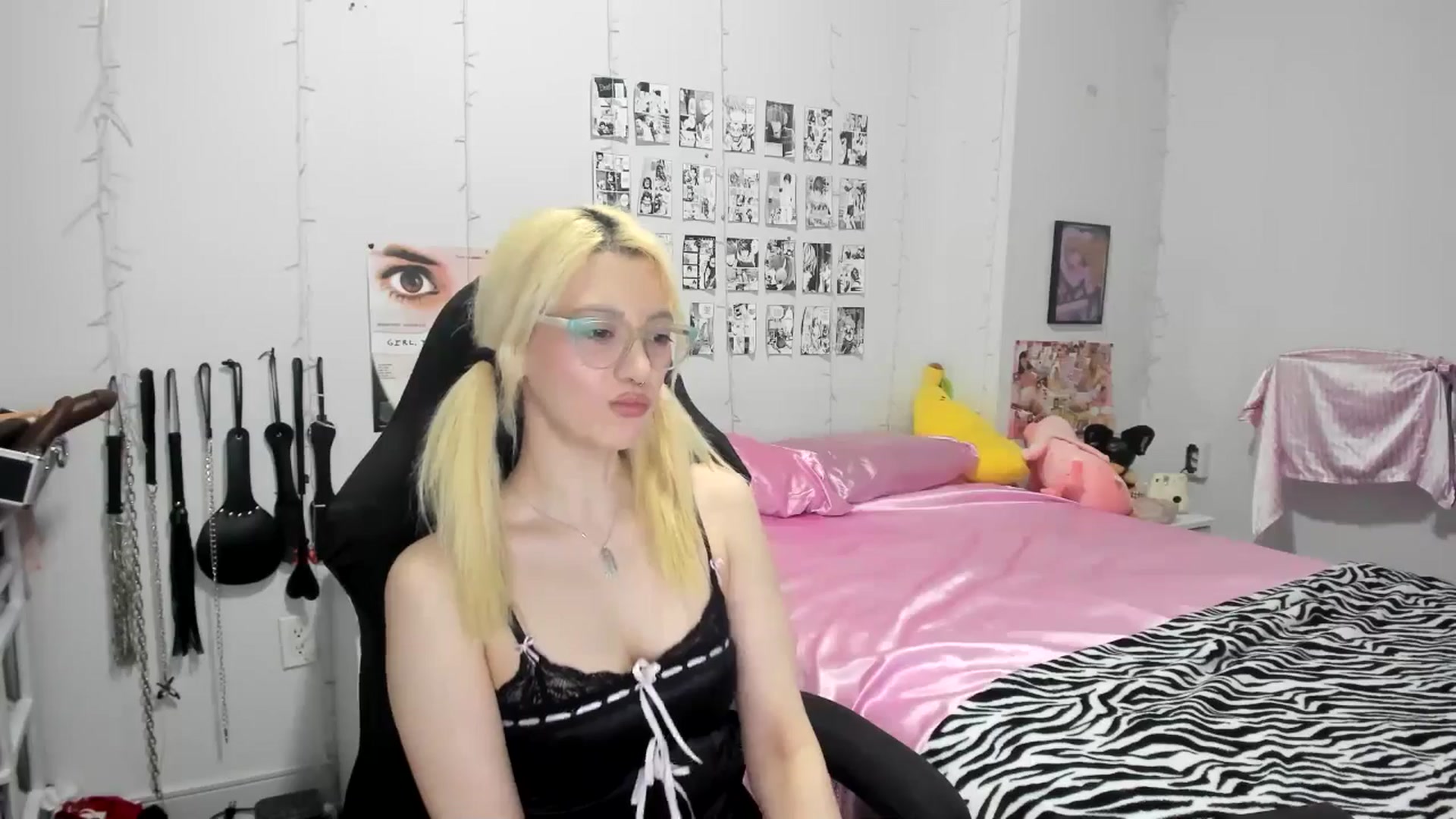 Gallery image thumbnail from AnnaTame's myfreecams stream on, 04/27/2025, 12:10 image 8 of 20