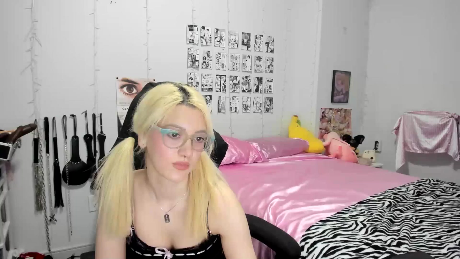 Gallery image thumbnail from AnnaTame's myfreecams stream on, 04/27/2025, 12:10 image 2 of 20