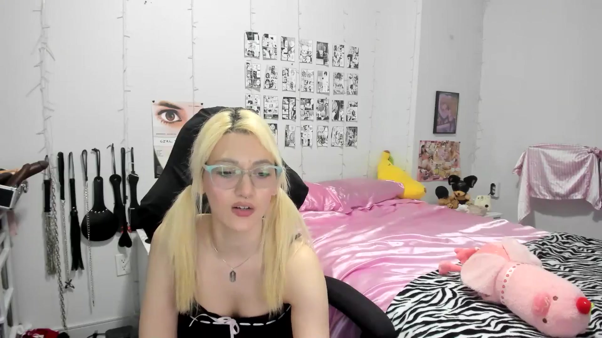 Gallery image thumbnail from AnnaTame's myfreecams stream on, 04/27/2025, 12:10 image 11 of 20