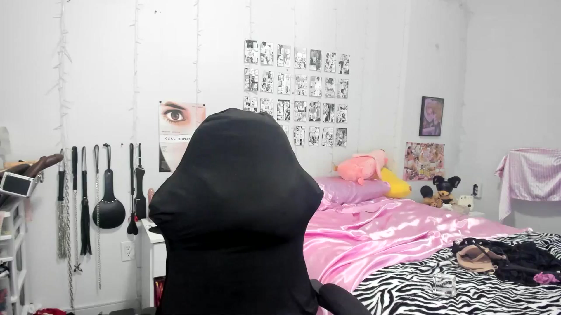 Gallery image thumbnail from AnnaTame's myfreecams stream on, 04/27/2025, 13:31 image 11 of 20