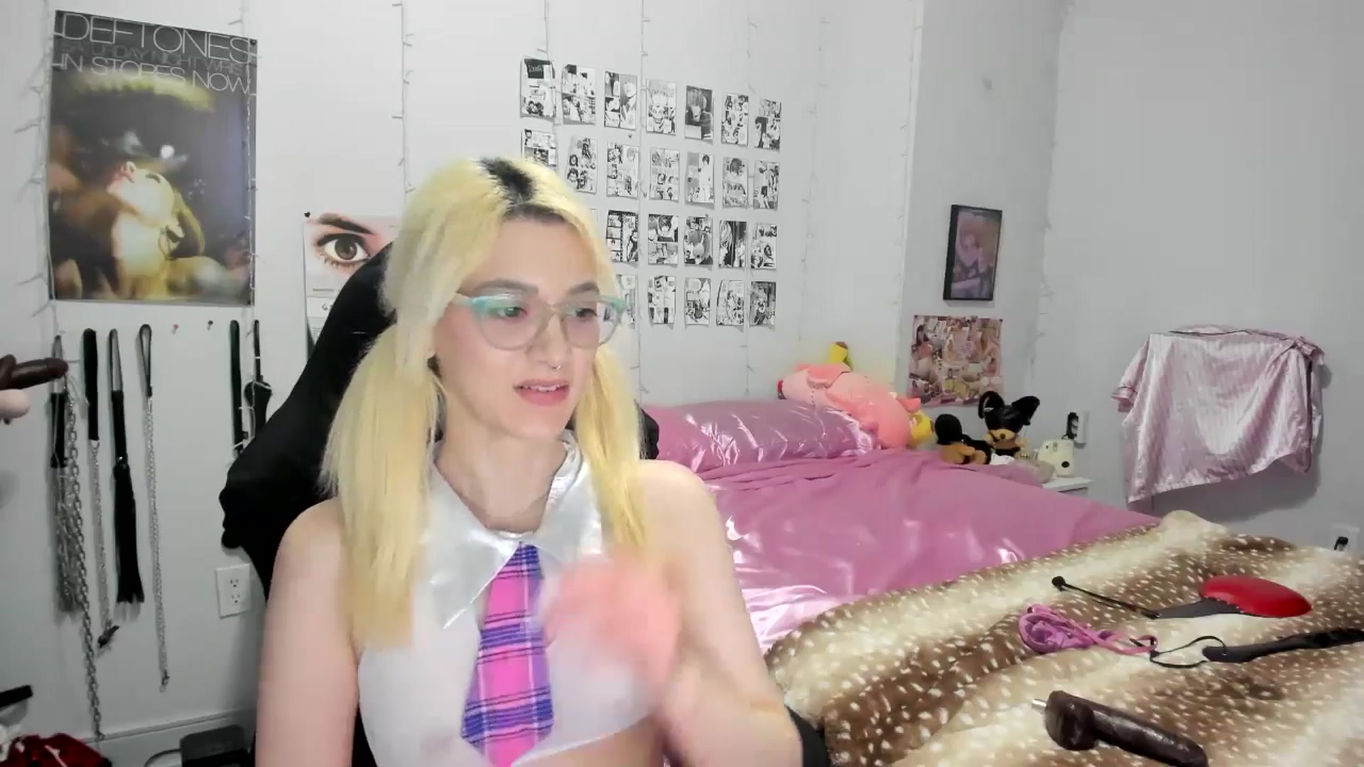 Gallery image thumbnail from AnnaTame's myfreecams stream on, 05/11/2025, 08:12 image 16 of 20
