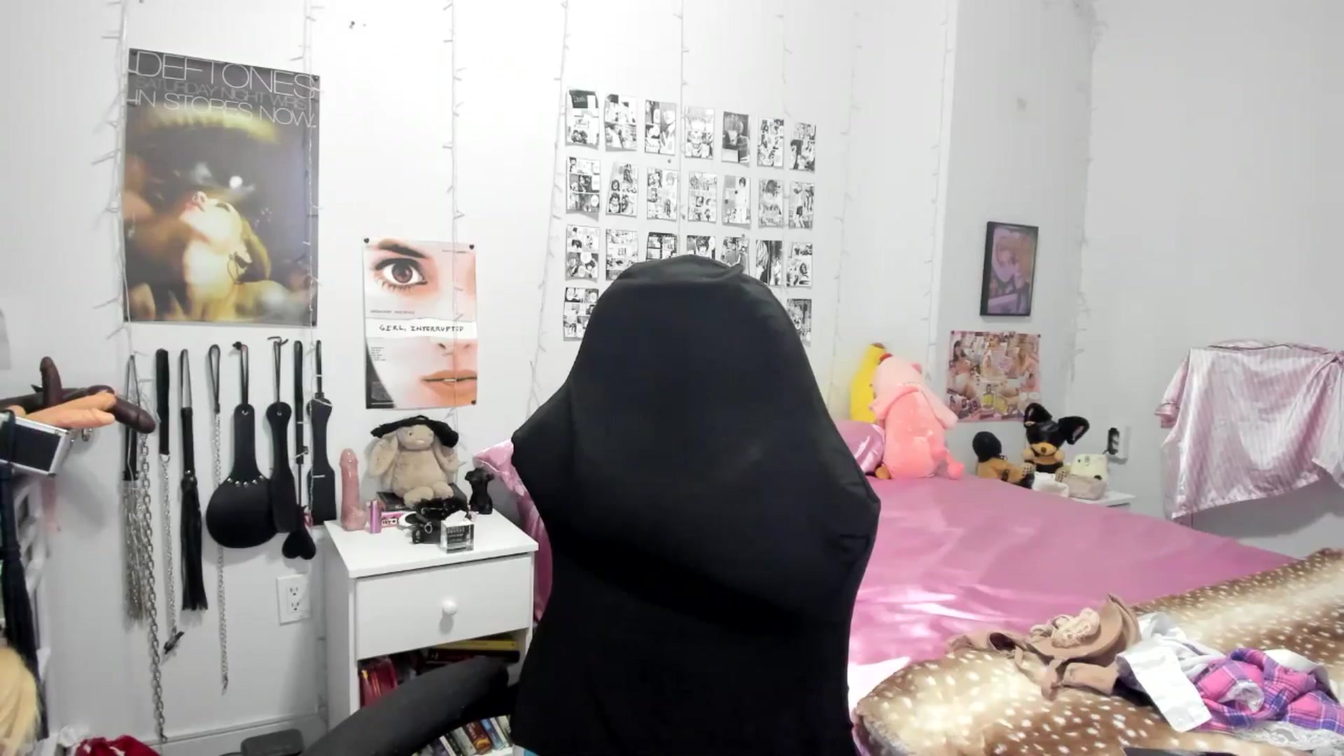 Gallery image thumbnail from AnnaTame's myfreecams stream on, 05/16/2025, 09:20 image 4 of 20