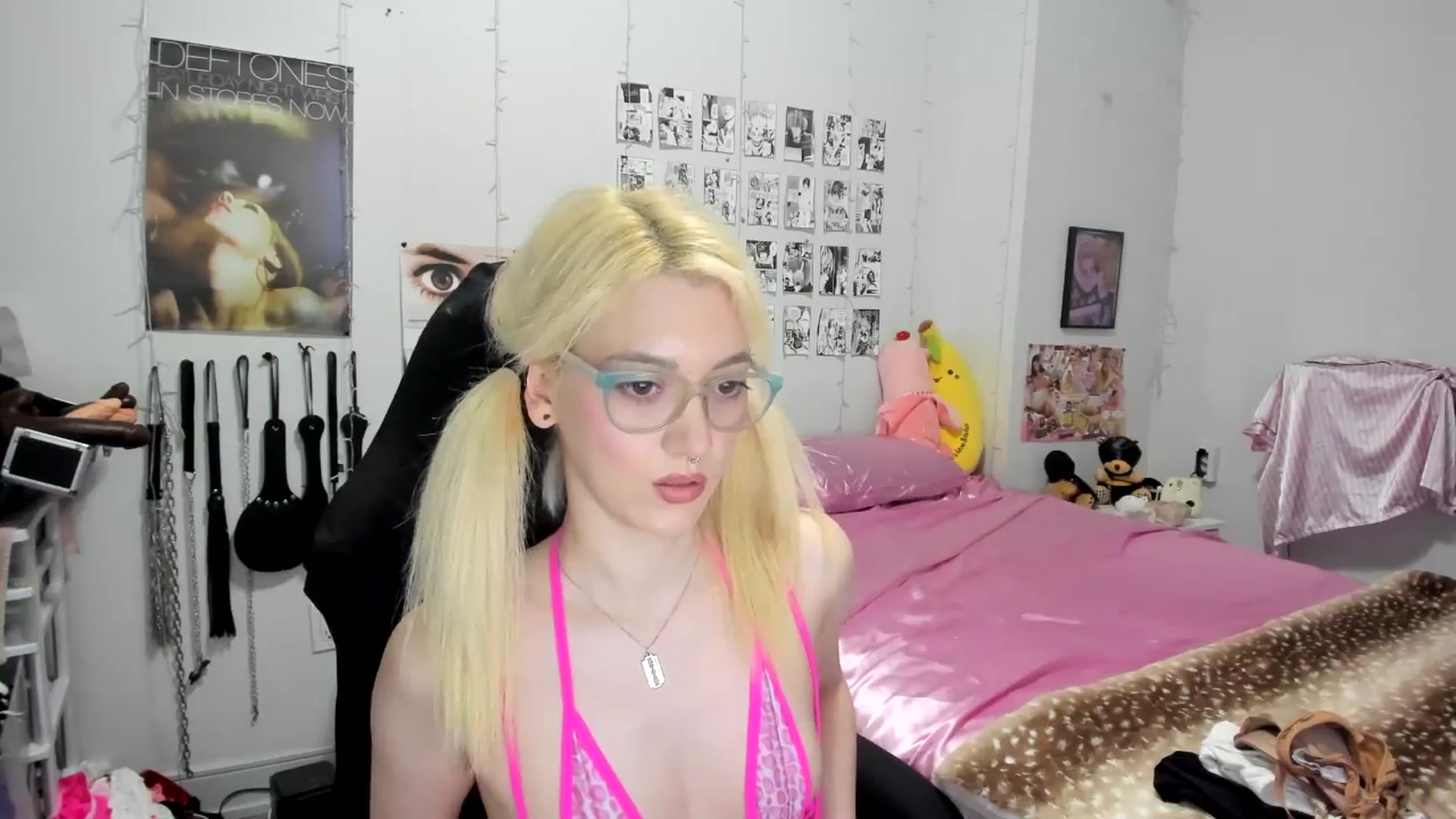 Gallery image thumbnail from AnnaTame's myfreecams stream on, 05/24/2025, 08:30 image 6 of 20