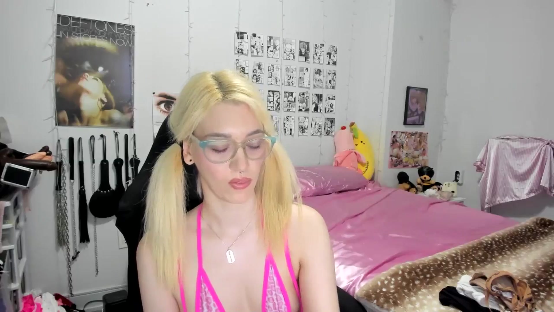 Gallery image thumbnail from AnnaTame's myfreecams stream on, 05/24/2025, 08:30 image 7 of 20