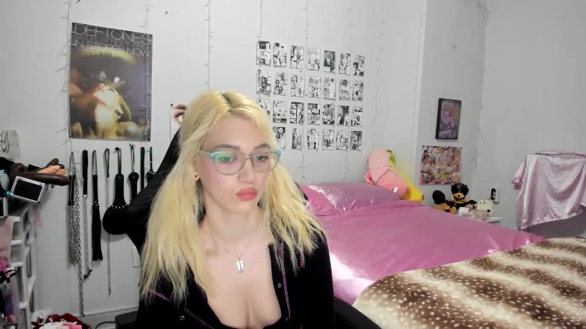 Gallery image thumbnail from AnnaTame's myfreecams stream on, 05/26/2025, 04:39 image 12 of 20