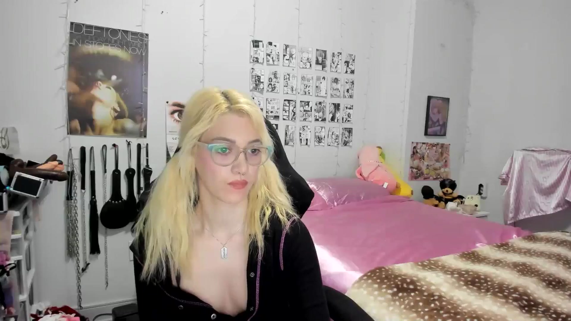Gallery image thumbnail from AnnaTame's myfreecams stream on, 05/26/2025, 04:39 image 6 of 20