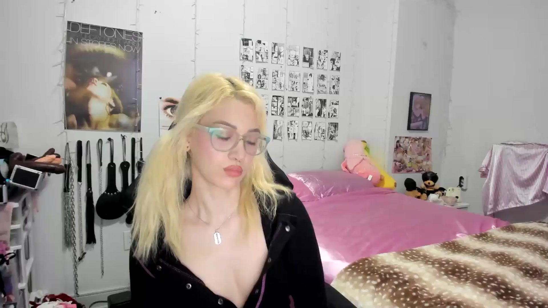 Gallery image thumbnail from AnnaTame's myfreecams stream on, 05/26/2025, 04:39 image 20 of 20