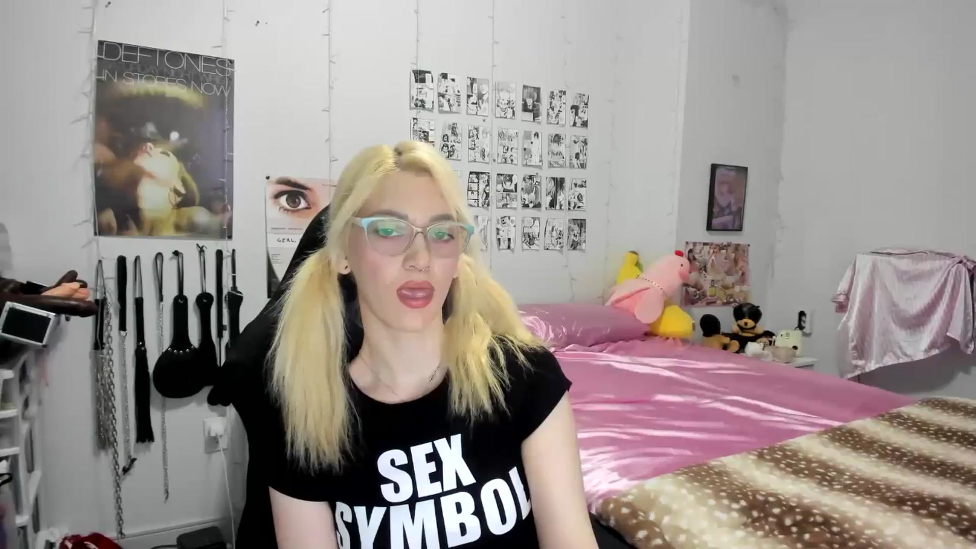 Gallery image thumbnail from AnnaTame's myfreecams stream on, 05/27/2025, 02:39 image 17 of 20