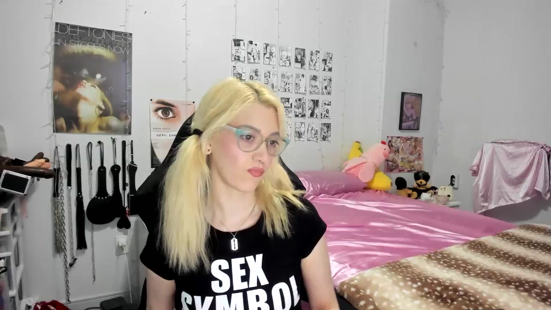 Gallery image thumbnail from AnnaTame's myfreecams stream on, 05/27/2025, 02:39 image 9 of 20