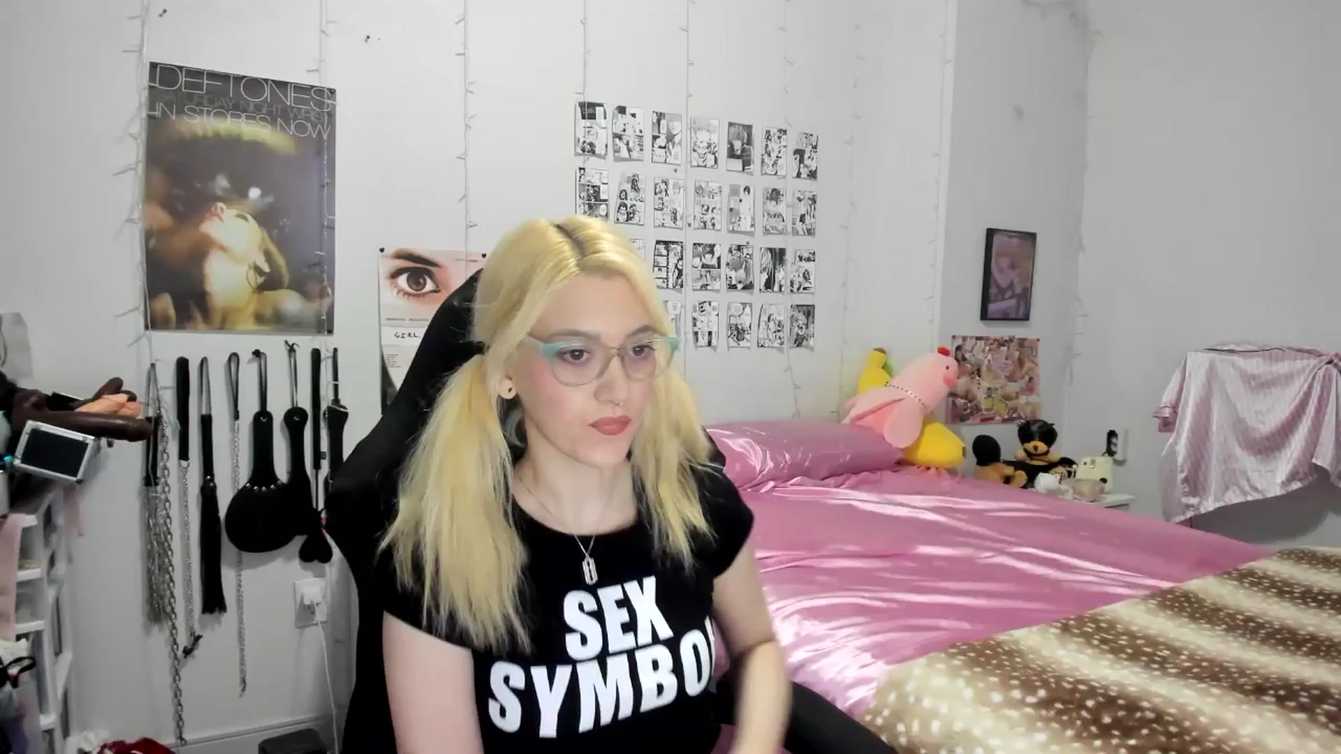 Gallery image thumbnail from AnnaTame's myfreecams stream on, 05/27/2025, 02:39 image 20 of 20
