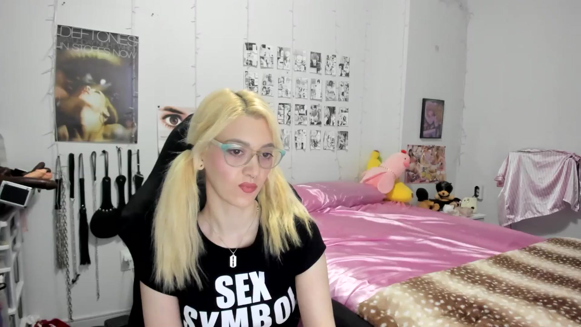 Gallery image thumbnail from AnnaTame's myfreecams stream on, 05/27/2025, 02:39 image 1 of 20