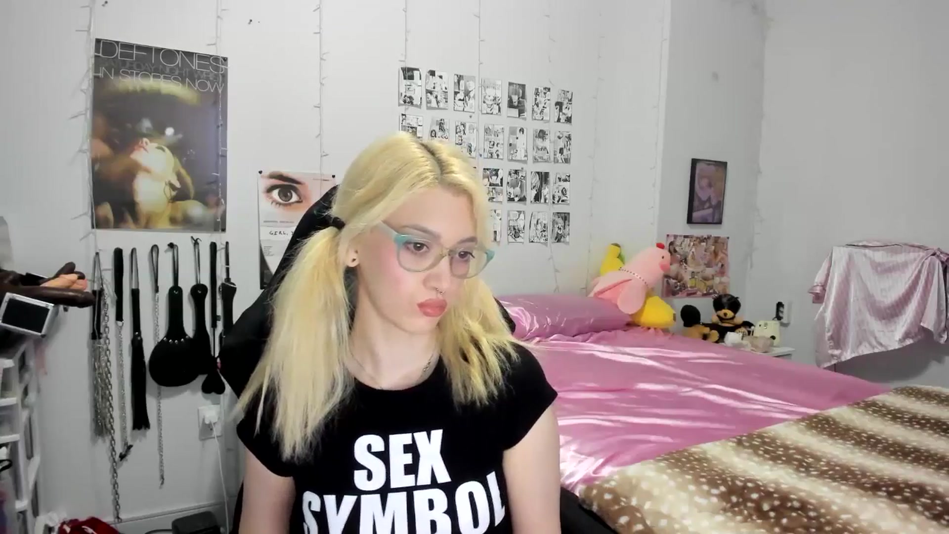 Gallery image thumbnail from AnnaTame's myfreecams stream on, 05/27/2025, 02:39 image 14 of 20
