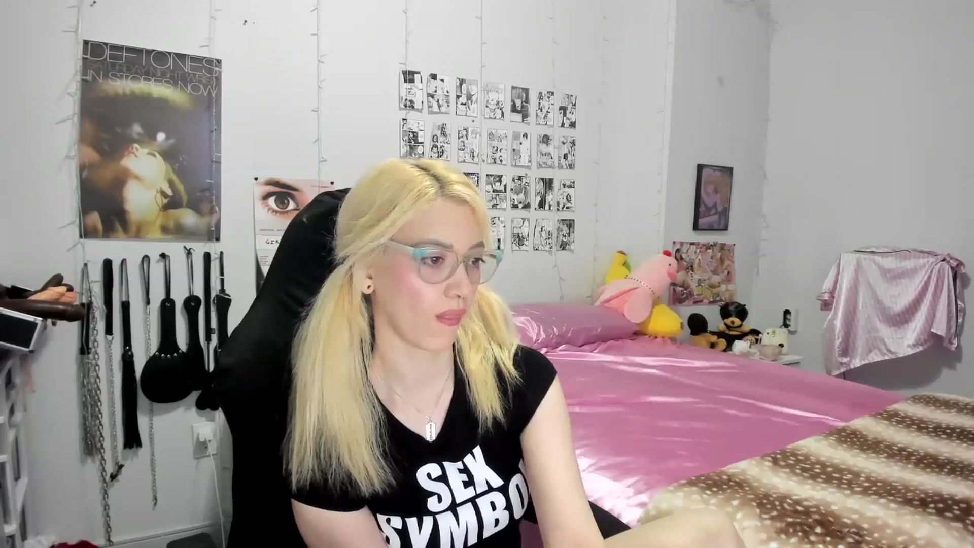 Gallery image thumbnail from AnnaTame's myfreecams stream on, 05/27/2025, 04:42 image 6 of 20
