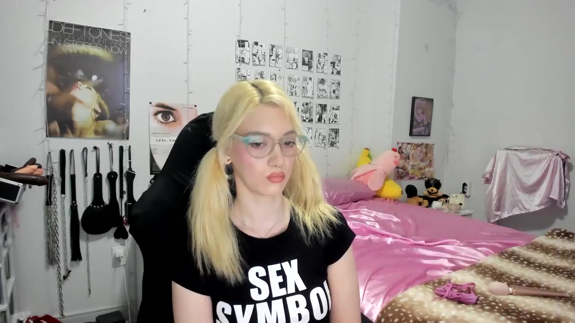 Gallery image thumbnail from AnnaTame's myfreecams stream on, 05/27/2025, 04:42 image 18 of 20