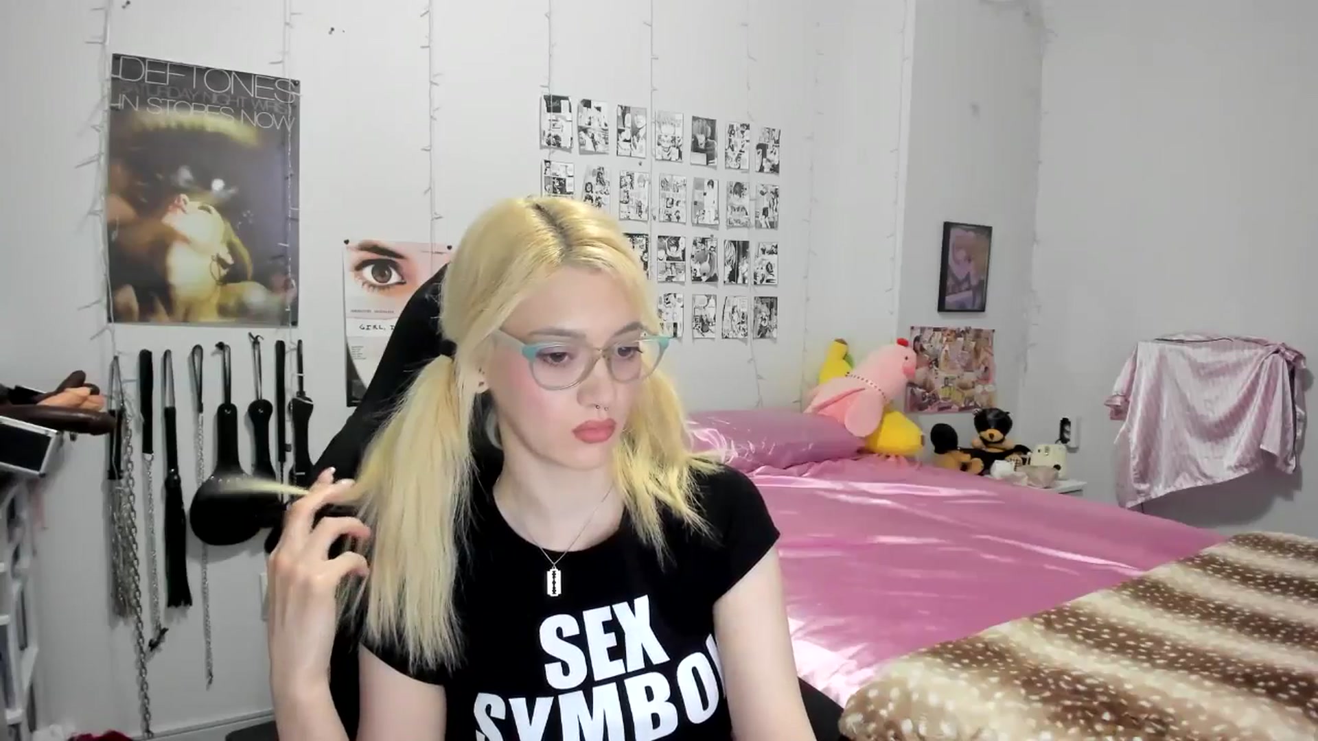 Gallery image thumbnail from AnnaTame's myfreecams stream on, 05/27/2025, 04:42 image 9 of 20