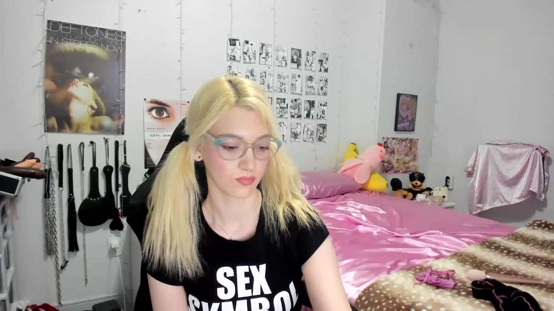 Gallery image thumbnail from AnnaTame's myfreecams stream on, 05/27/2025, 04:42 image 14 of 20
