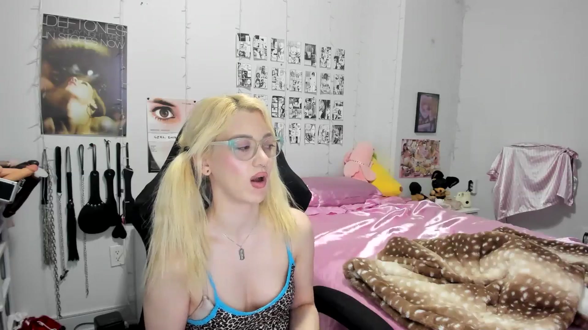 Gallery image thumbnail from AnnaTame's myfreecams stream on, 05/29/2025, 05:56 image 12 of 20