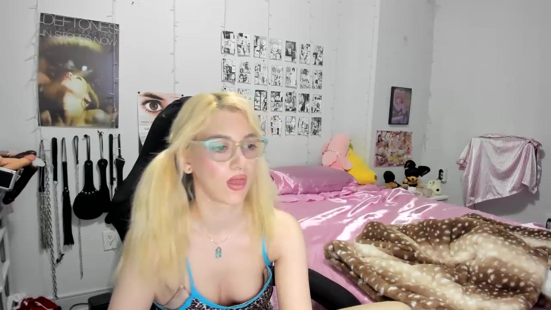 Gallery image thumbnail from AnnaTame's myfreecams stream on, 05/29/2025, 05:56 image 10 of 20