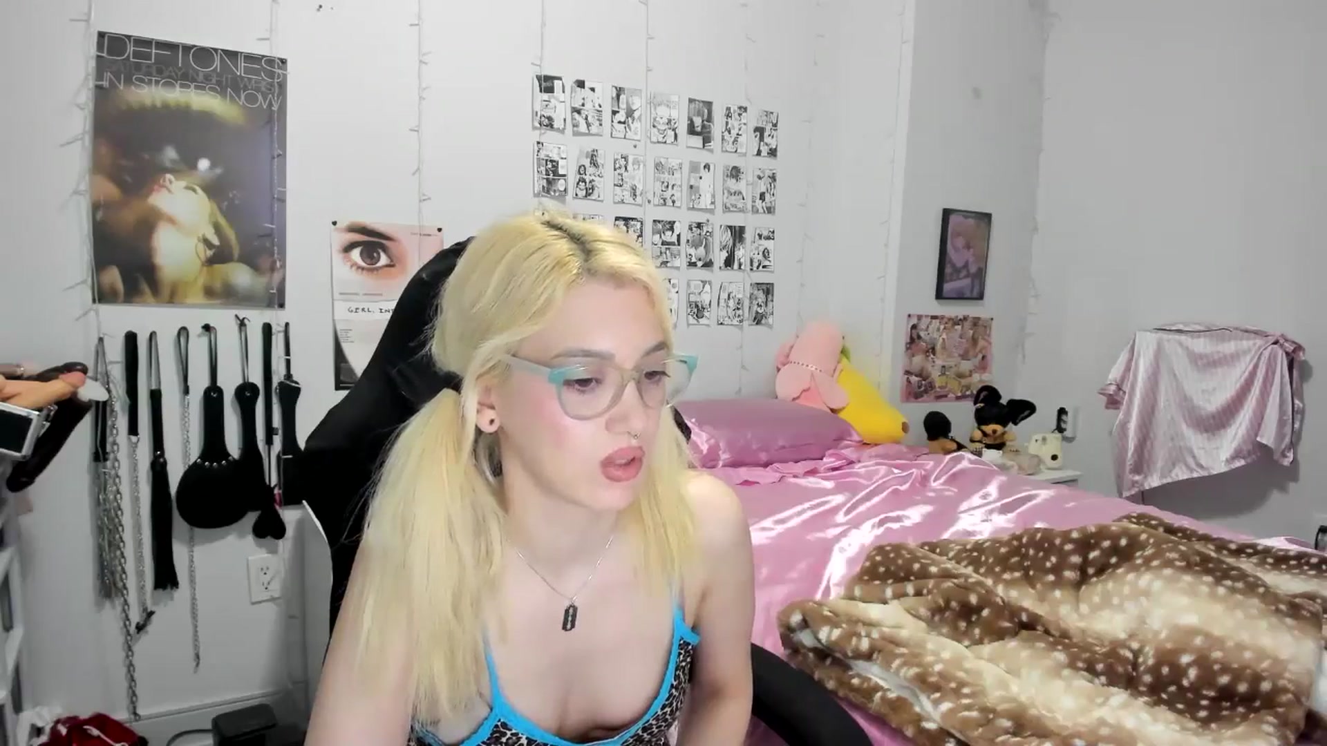 Gallery image thumbnail from AnnaTame's myfreecams stream on, 05/29/2025, 05:56 image 18 of 20