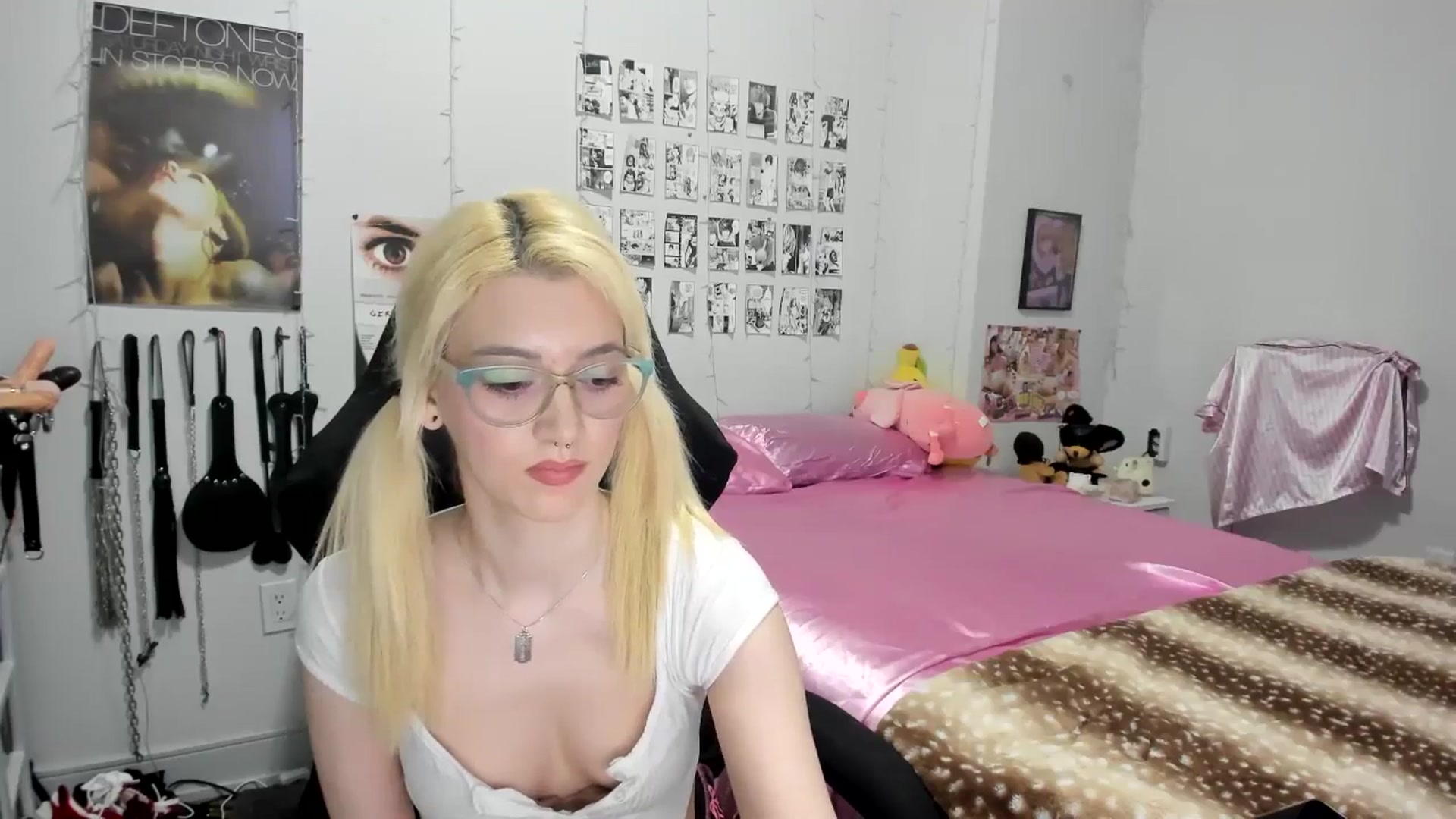 Gallery image thumbnail from AnnaTame's myfreecams stream on, 06/03/2025, 05:18 image 5 of 20