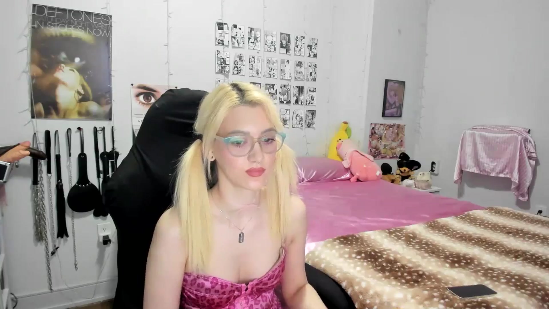 Gallery image thumbnail from AnnaTame's myfreecams stream on, 06/08/2025, 04:55 image 15 of 20