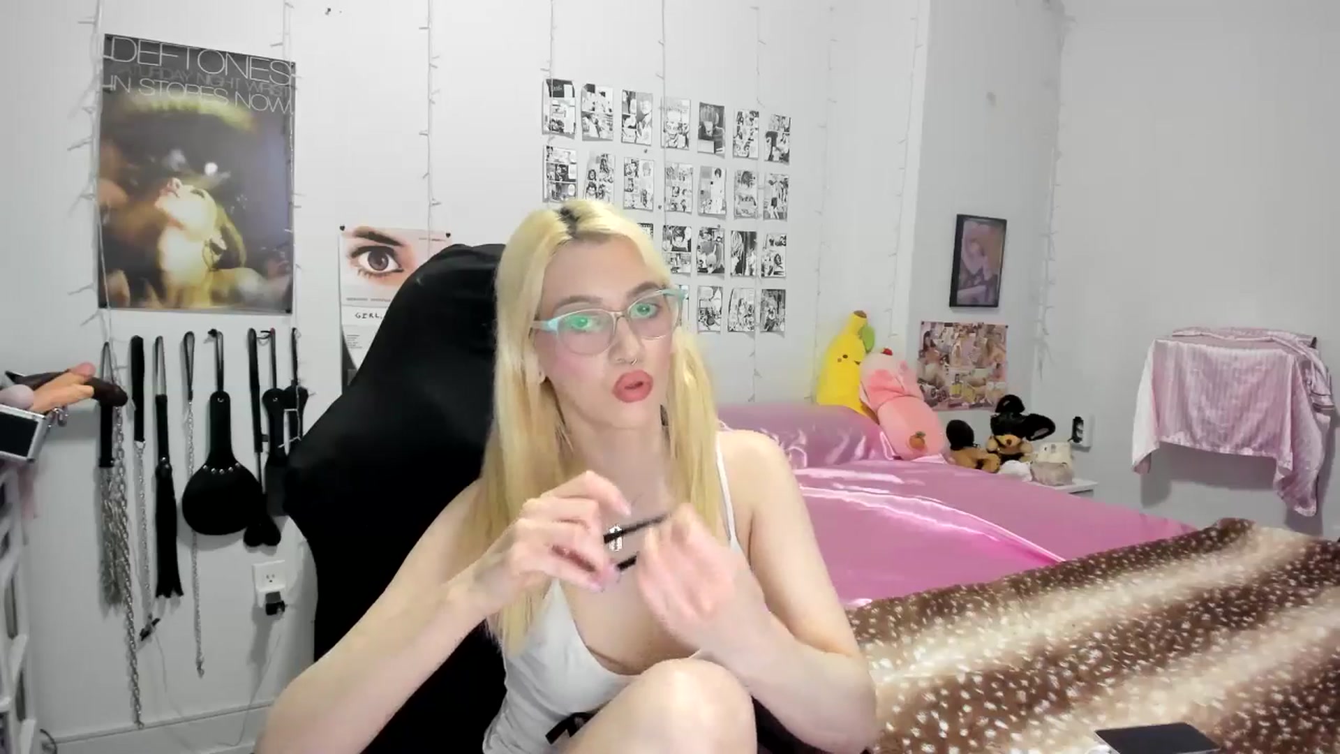 Gallery image thumbnail from AnnaTame's myfreecams stream on, 06/09/2025, 03:14 image 13 of 20