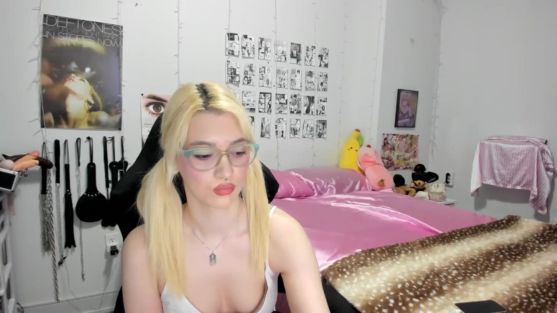 Gallery image thumbnail from AnnaTame's myfreecams stream on, 06/09/2025, 03:14 image 20 of 20