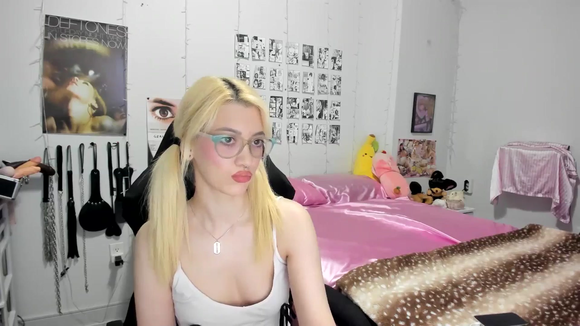 Gallery image thumbnail from AnnaTame's myfreecams stream on, 06/09/2025, 03:14 image 14 of 20