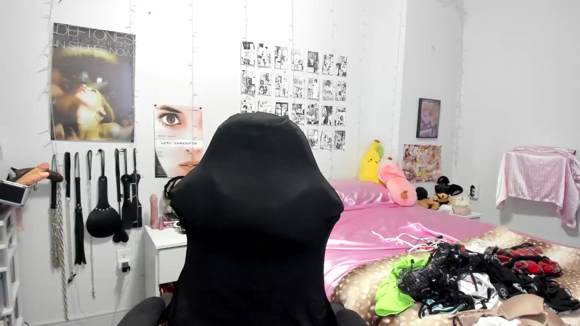Gallery image thumbnail from AnnaTame's myfreecams stream on, 06/09/2025, 07:35 image 15 of 20