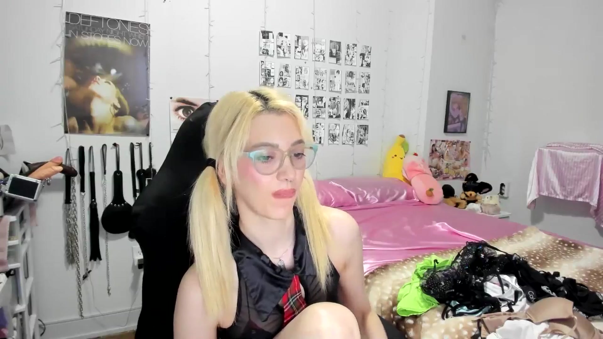 Gallery image thumbnail from AnnaTame's myfreecams stream on, 06/09/2025, 07:35 image 14 of 20