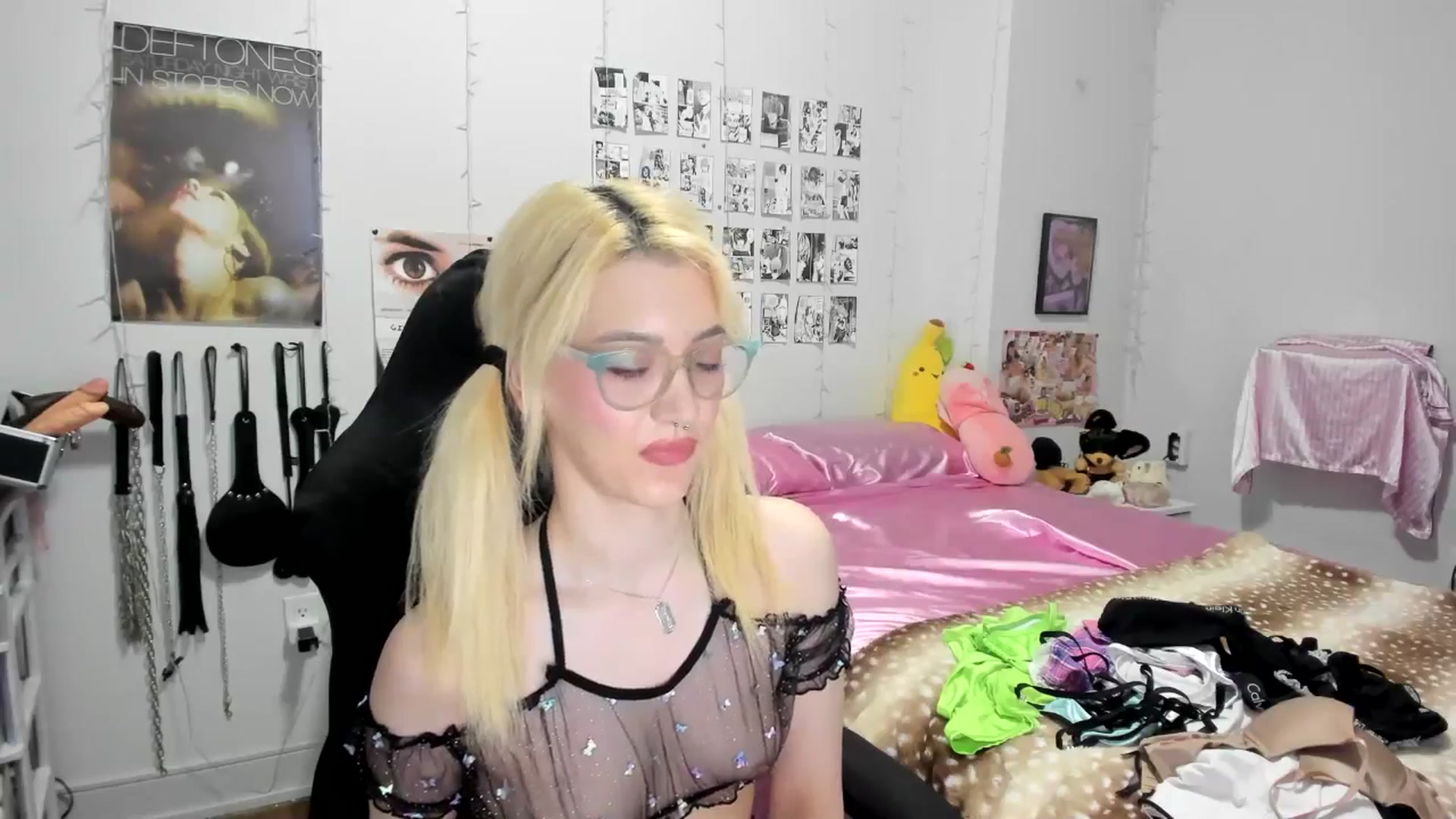 Gallery image thumbnail from AnnaTame's myfreecams stream on, 06/09/2025, 07:35 image 12 of 20