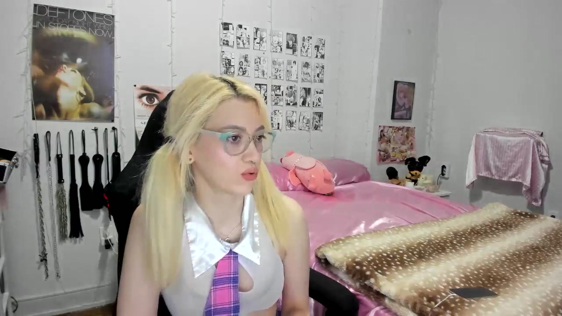 Gallery image thumbnail from AnnaTame's myfreecams stream on, 06/10/2025, 02:23 image 7 of 20