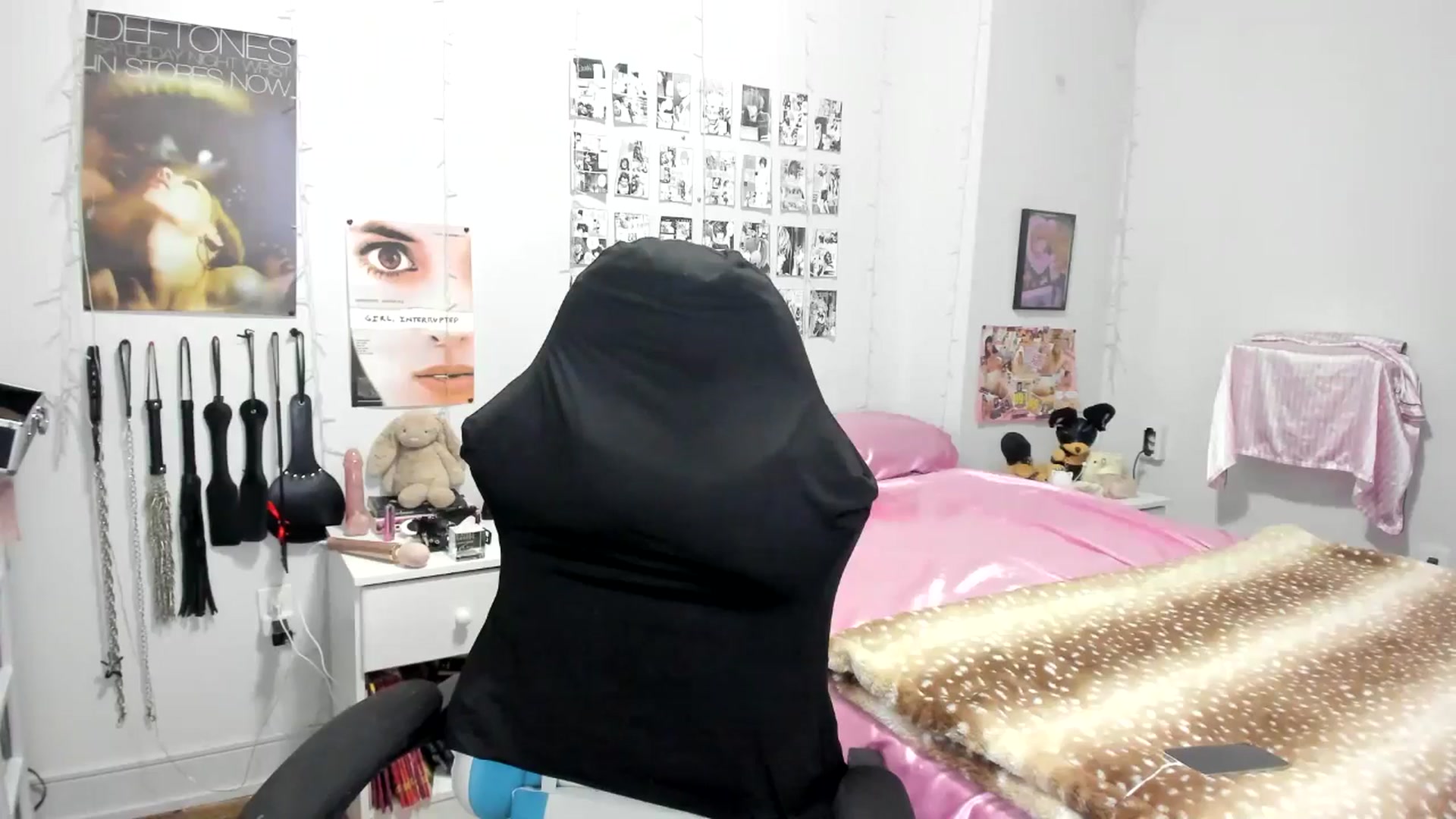 Gallery image thumbnail from AnnaTame's myfreecams stream on, 06/10/2025, 02:23 image 16 of 20