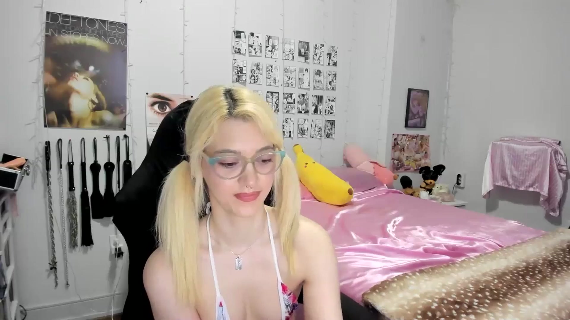 Gallery image thumbnail from AnnaTame's myfreecams stream on, 06/10/2025, 08:31 image 15 of 20