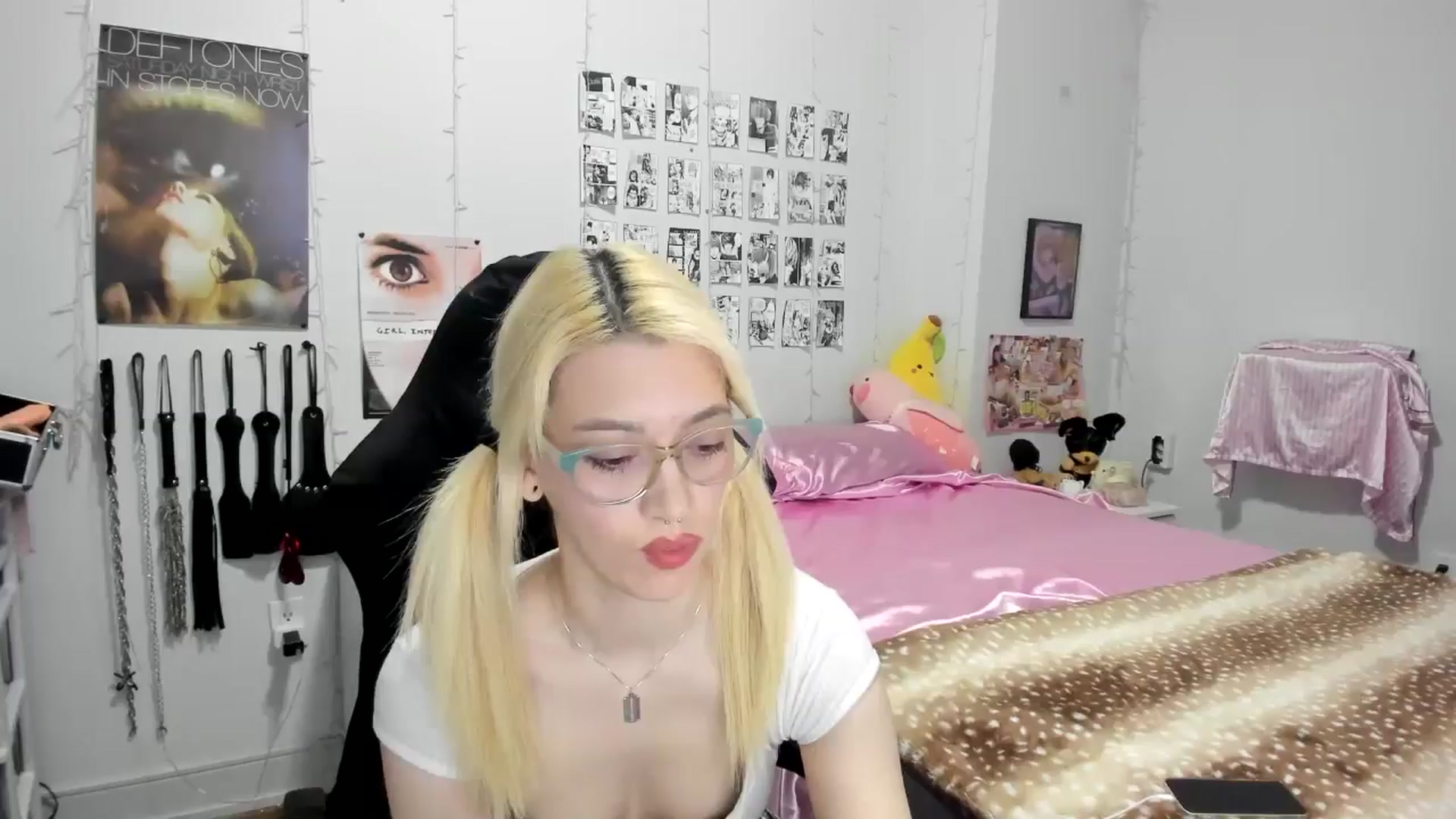 Gallery image thumbnail from AnnaTame's myfreecams stream on, 06/11/2025, 03:54 image 1 of 20