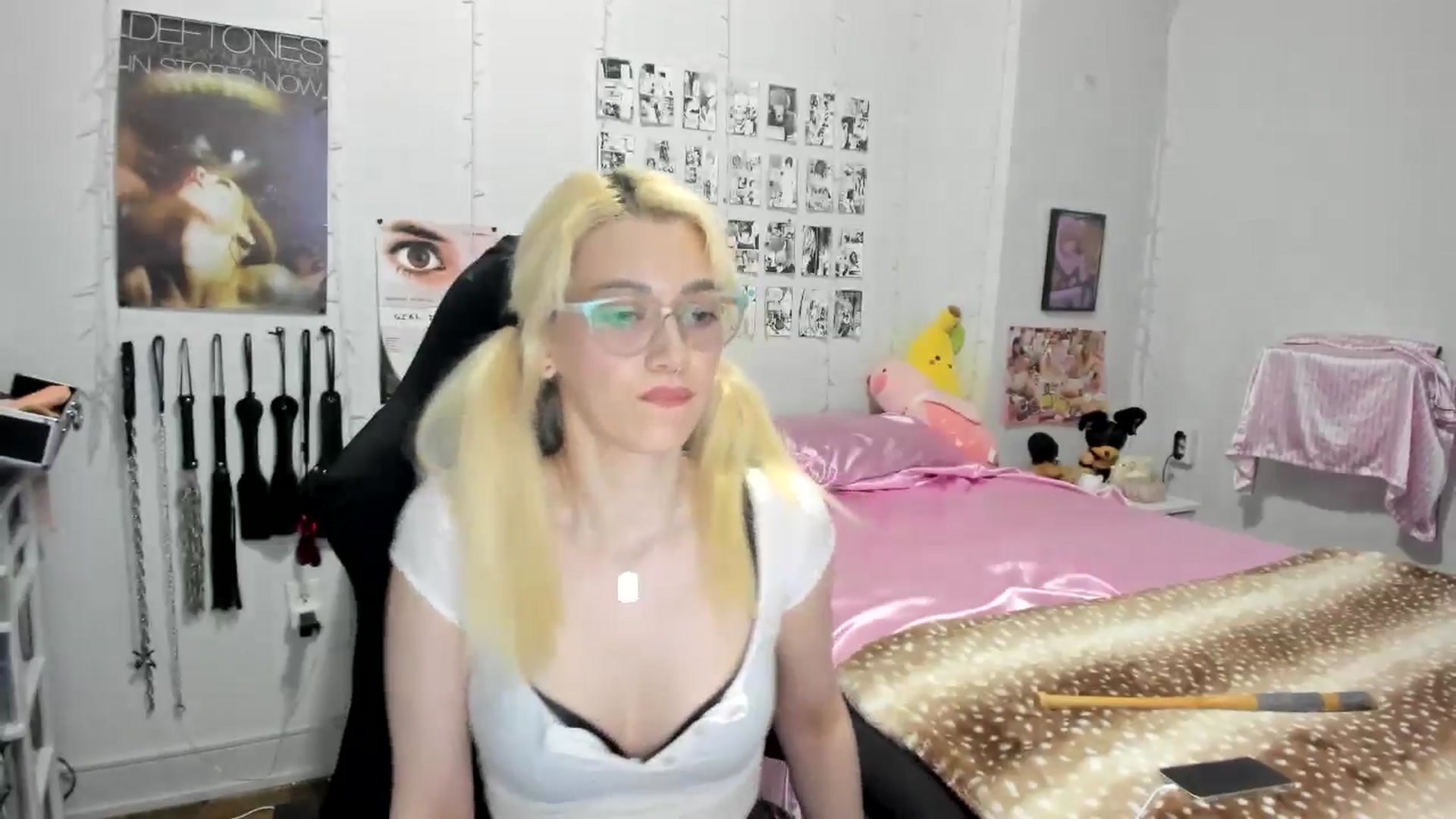 Gallery image thumbnail from AnnaTame's myfreecams stream on, 06/11/2025, 03:54 image 18 of 20