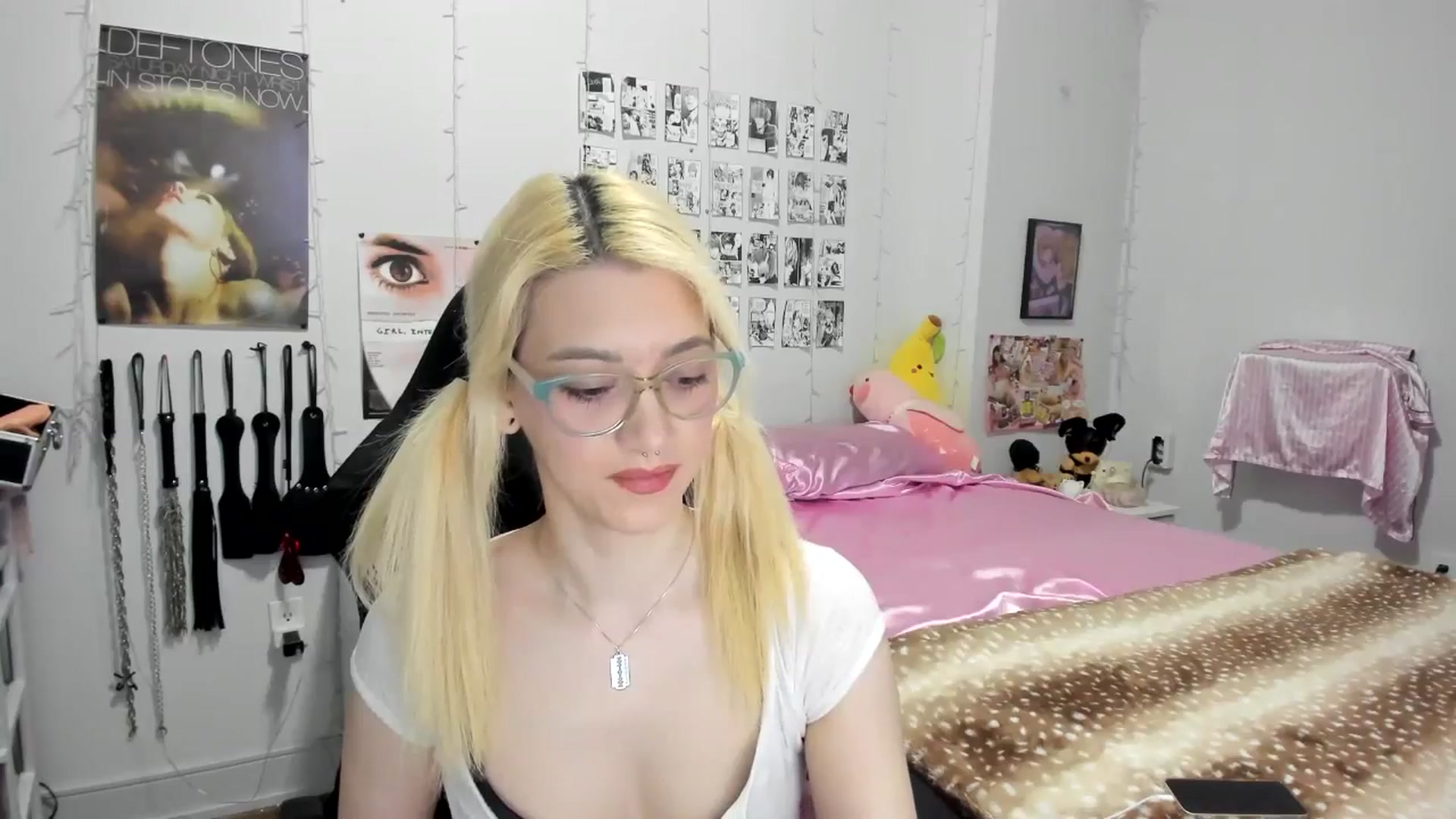 Gallery image thumbnail from AnnaTame's myfreecams stream on, 06/11/2025, 03:54 image 2 of 20