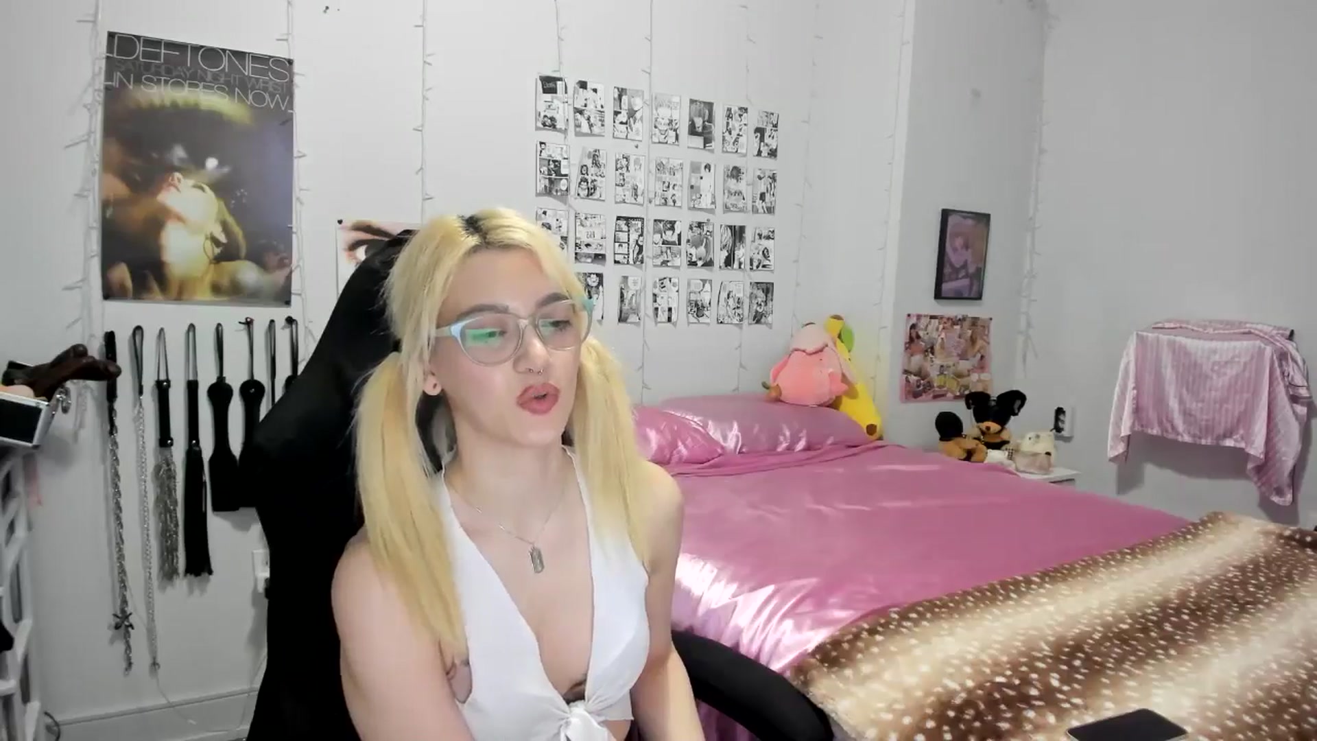 Gallery image thumbnail from AnnaTame's myfreecams stream on, 06/13/2025, 05:52 image 11 of 20