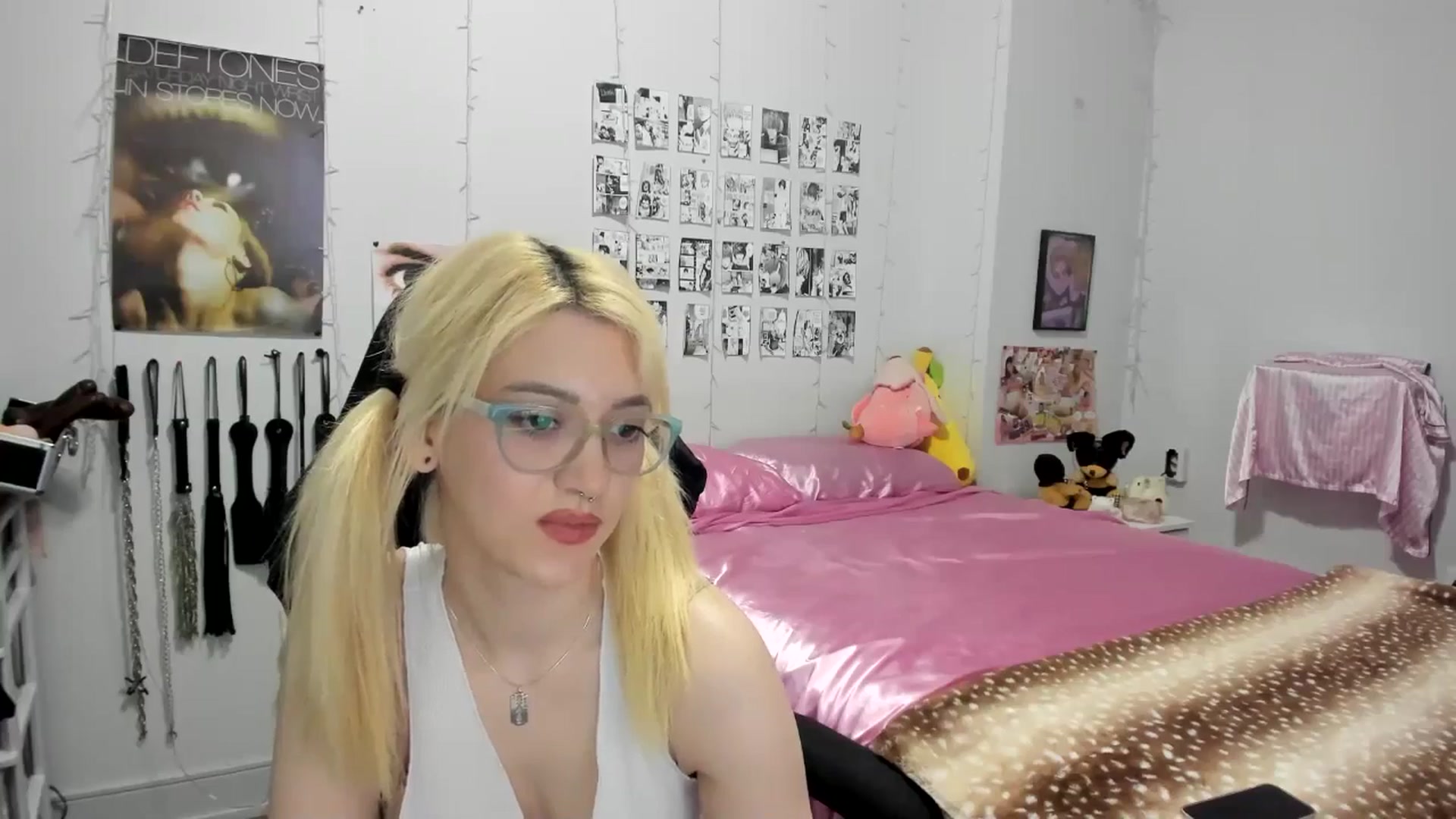 Gallery image thumbnail from AnnaTame's myfreecams stream on, 06/13/2025, 05:52 image 19 of 20