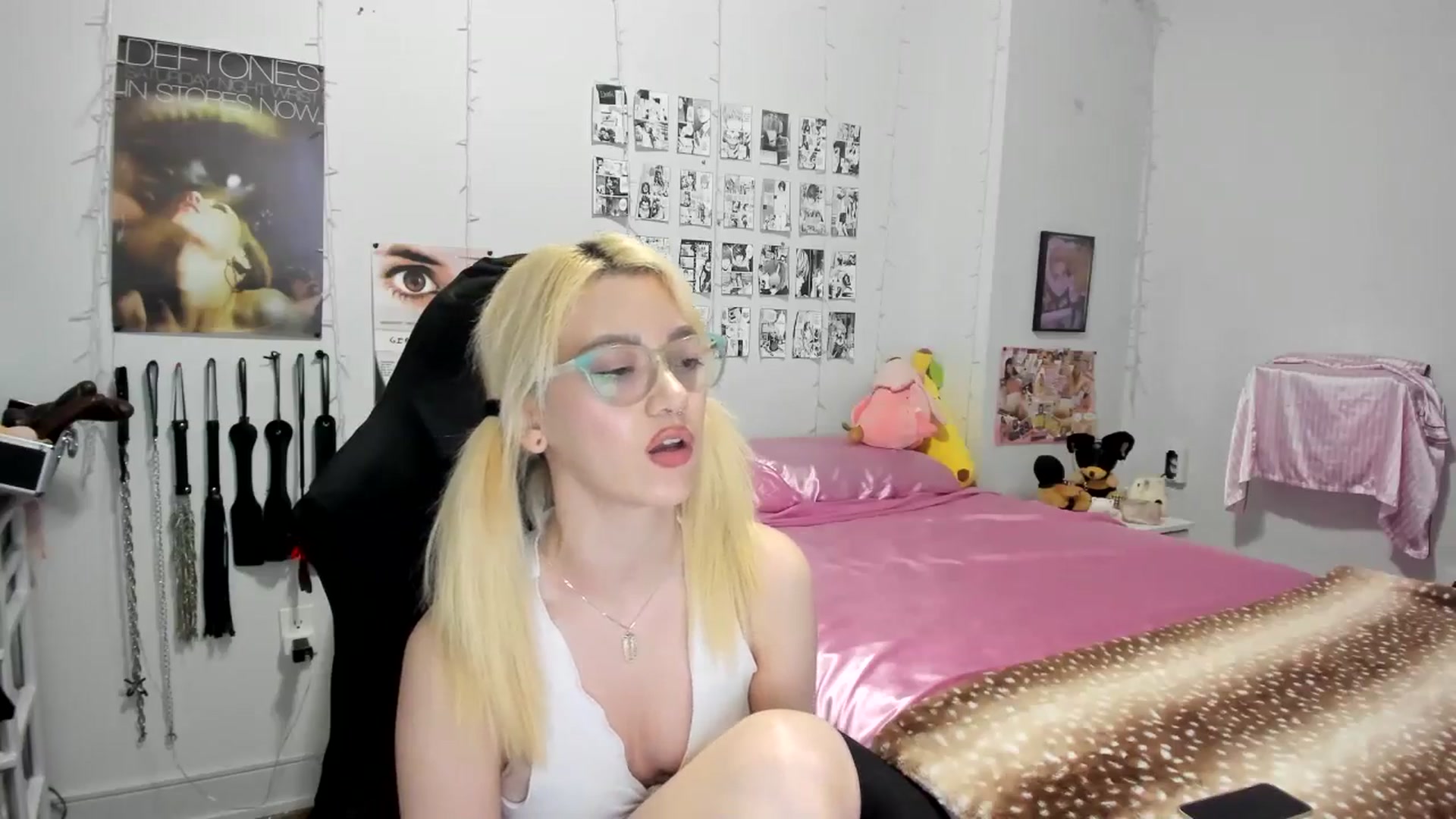 Gallery image thumbnail from AnnaTame's myfreecams stream on, 06/13/2025, 05:52 image 4 of 20