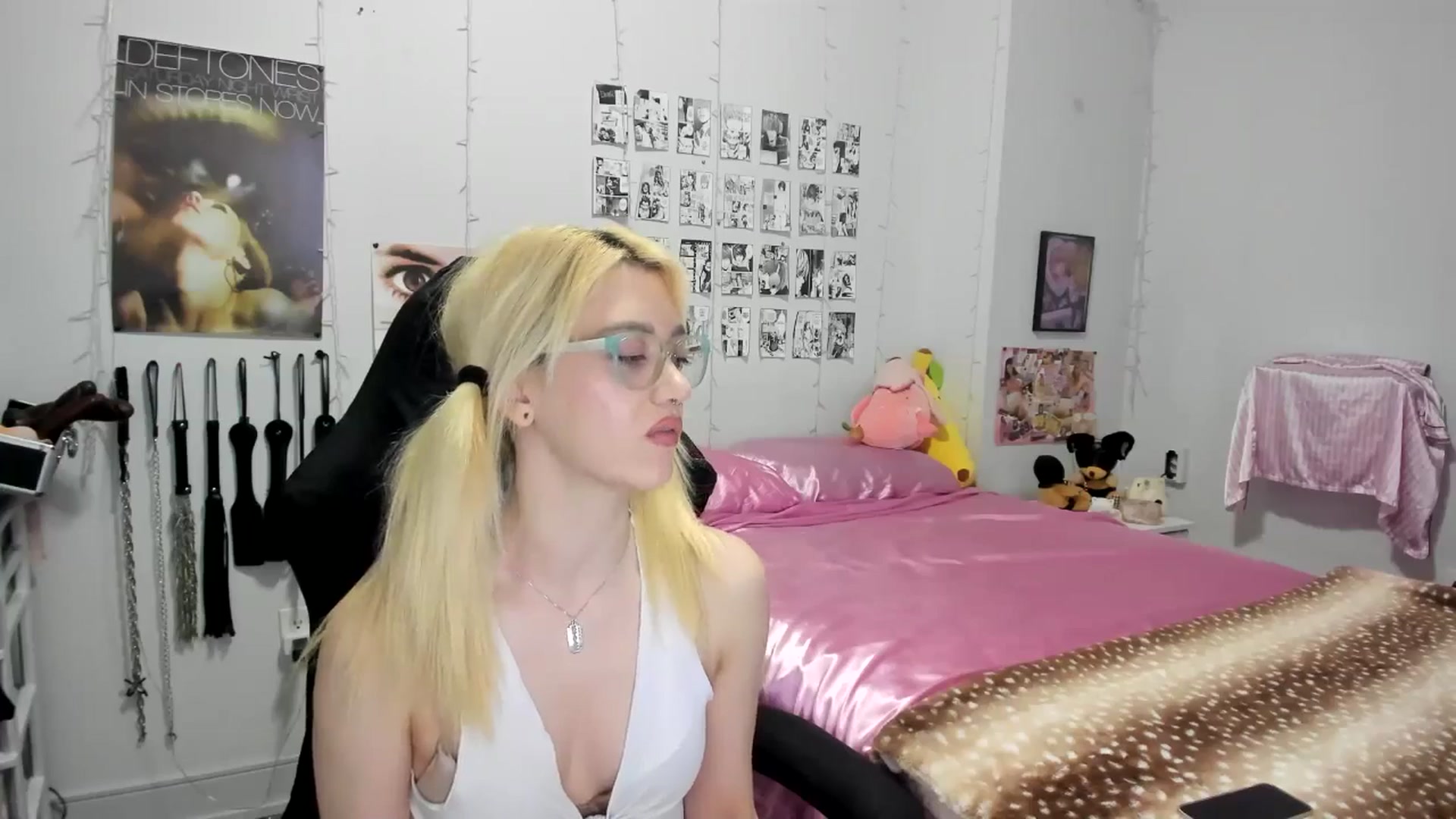 Gallery image thumbnail from AnnaTame's myfreecams stream on, 06/13/2025, 05:52 image 5 of 20