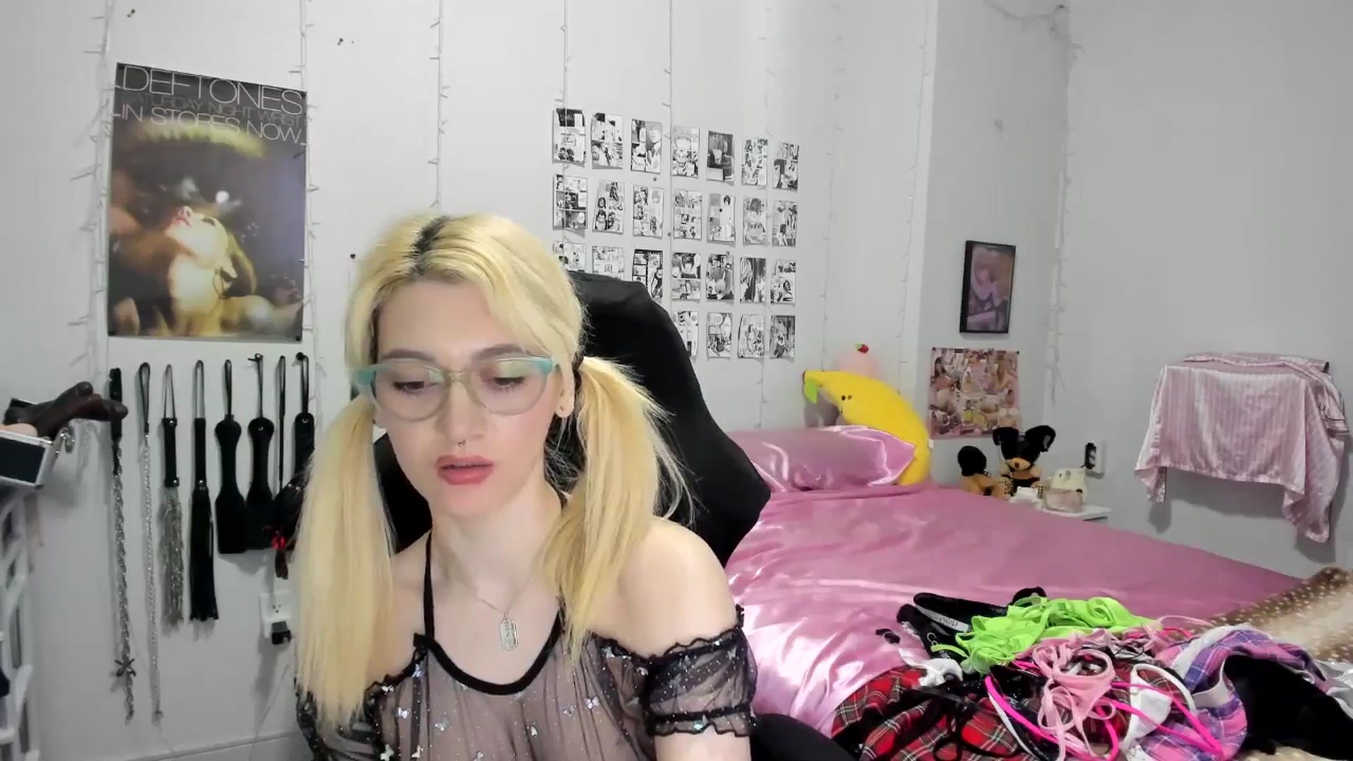 Gallery image thumbnail from AnnaTame's myfreecams stream on, 06/14/2025, 07:11 image 16 of 20