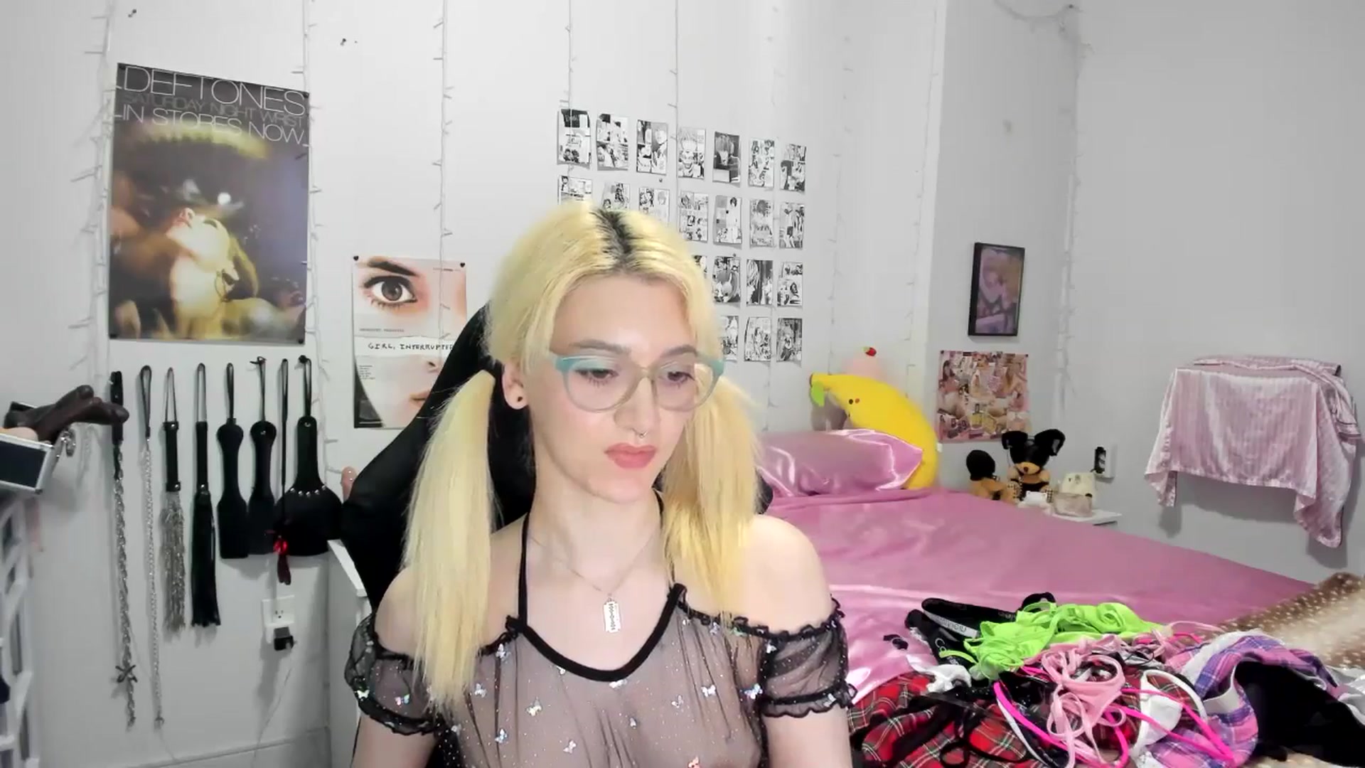 Gallery image thumbnail from AnnaTame's myfreecams stream on, 06/14/2025, 07:11 image 17 of 20