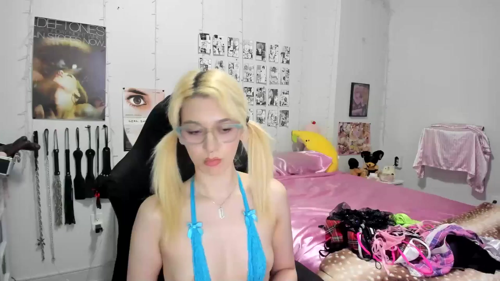 Gallery image thumbnail from AnnaTame's myfreecams stream on, 06/14/2025, 07:48 image 10 of 20