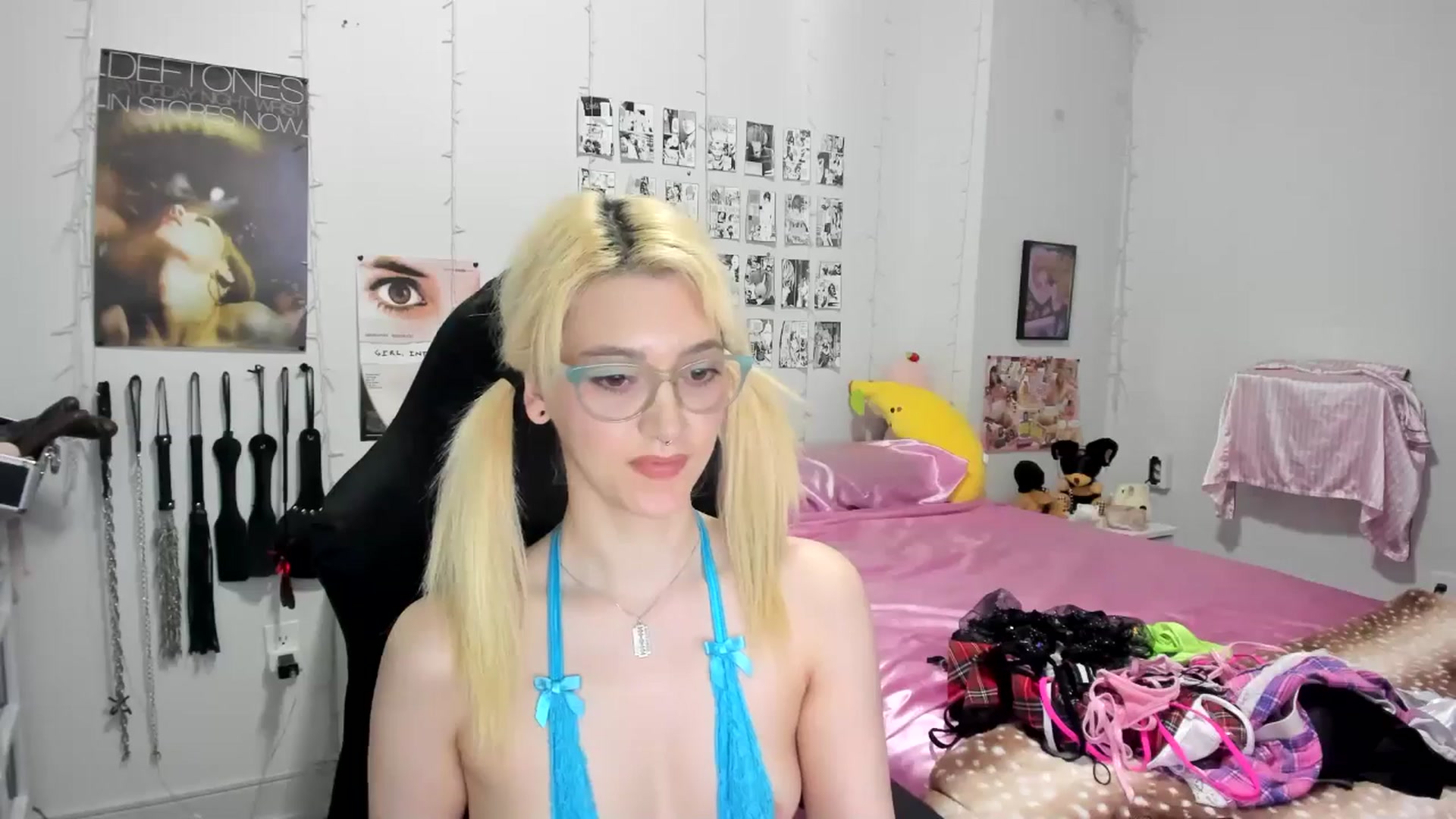 Gallery image thumbnail from AnnaTame's myfreecams stream on, 06/14/2025, 07:48 image 9 of 20