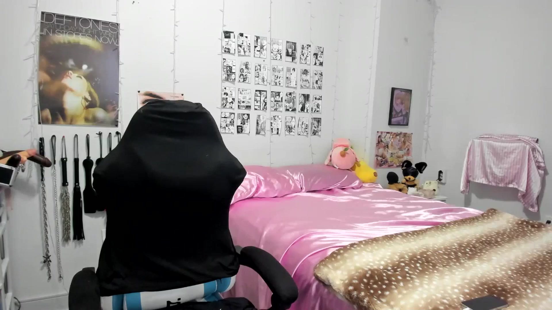 Gallery image thumbnail from AnnaTame's myfreecams stream on, 06/18/2025, 02:32 image 16 of 20