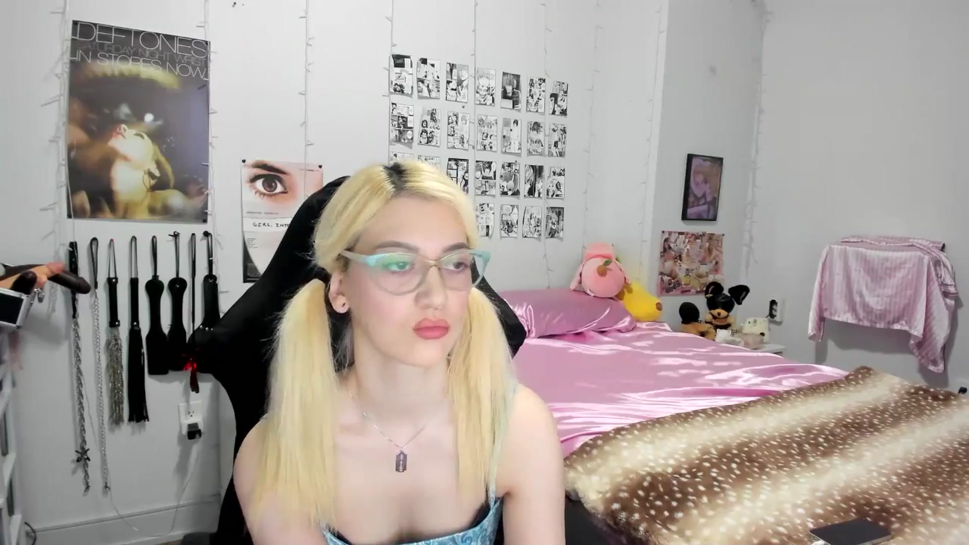 Gallery image thumbnail from AnnaTame's myfreecams stream on, 06/18/2025, 02:32 image 11 of 20