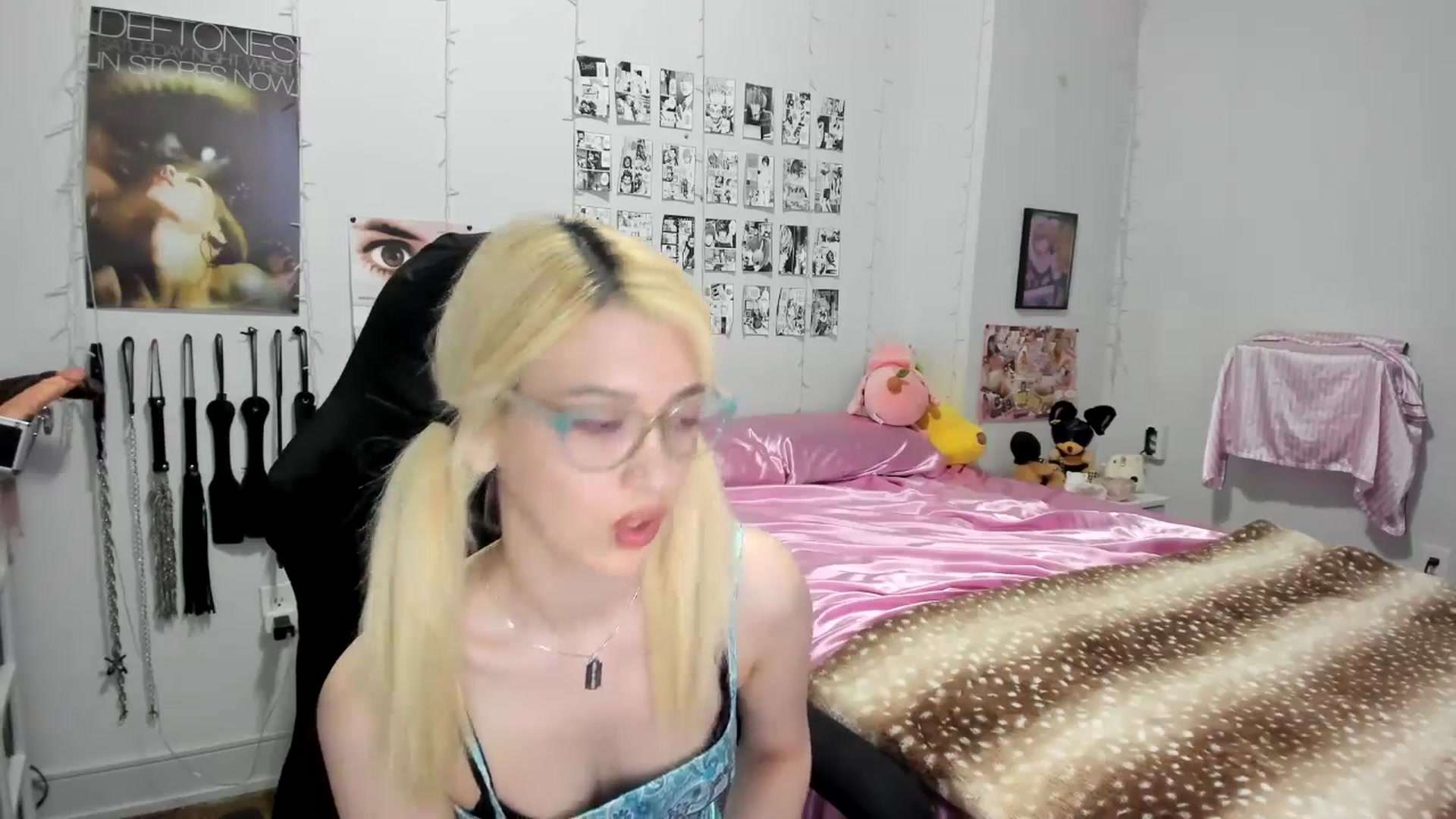 Gallery image thumbnail from AnnaTame's myfreecams stream on, 06/18/2025, 04:38 image 10 of 20